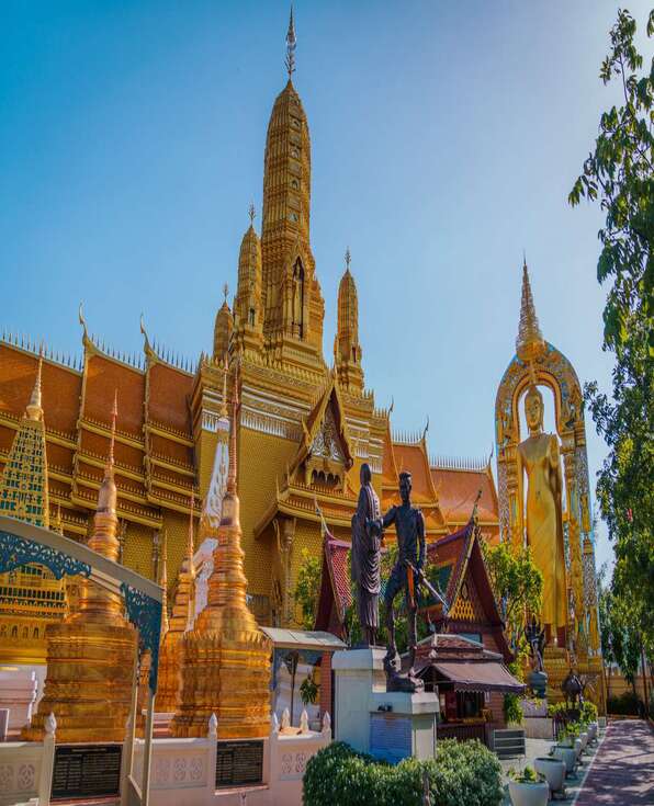 monument samut prakan