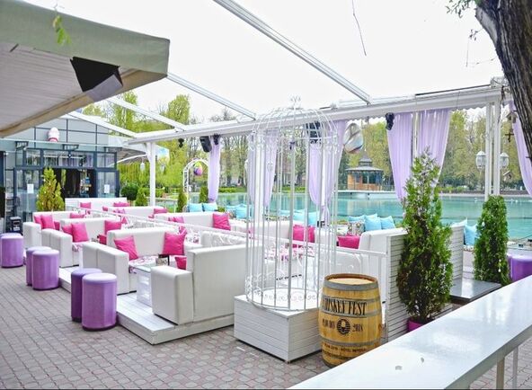 Best dating app in Plovdiv, Bulgaria 5 Morado Bar Dinner
