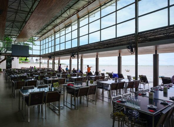 Meilleure application de rencontre à Chonburi, Thaïlande 11 Mum Aroi Sriracha https images.app .goo .gl pk9Bp6qwrEue9MnE6