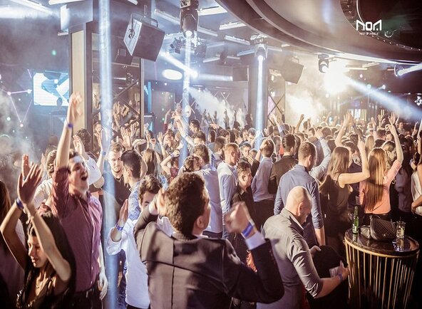 Club NOA https share.google images V0p1s9qnvH09CDFby