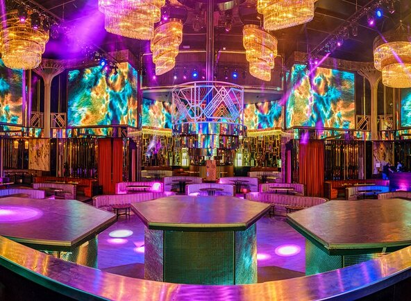 OXYA Club https share.google images ue34RtH70p5AfIg1p