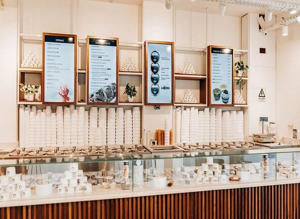 RIO Helados Parque Independencia https share.google images ZJt4llwO4iJEDe7G9