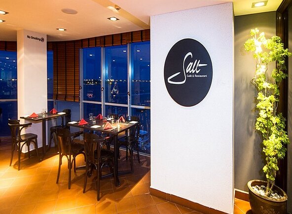 Salt Cafe Restaurant https share.google images v6vive6oMQ3Rare7j