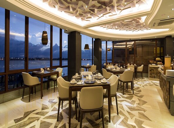 The Cloud Restaurant https share.google images P3BSC2Nlh2RKtTcTW