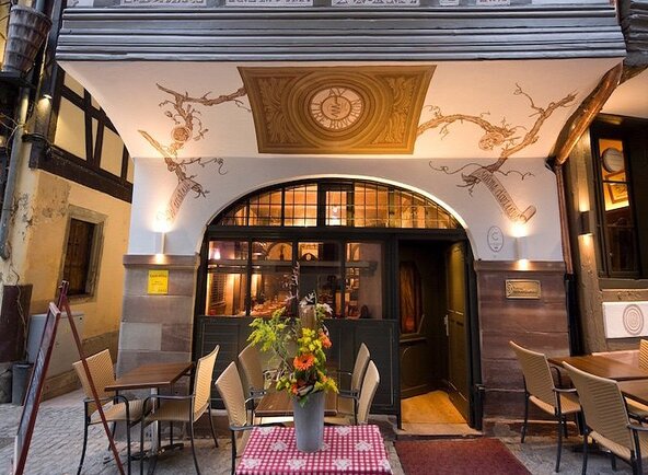 The best dating app in Strasbourg, France 12 Le Tire Bouchon