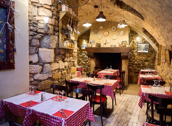 The best dating apps in Lyon, France 11 Le Vieux Lyon