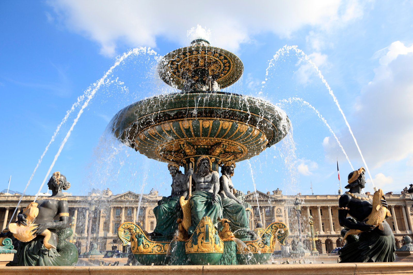 famous fountain paris scaled 1